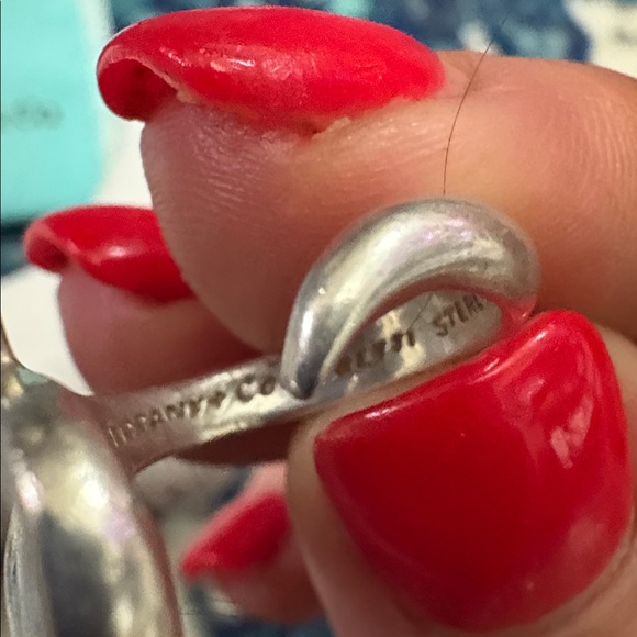 Tiffany & Co. White Hand Ring Holder with Heart Charm - Picture 6 of 6